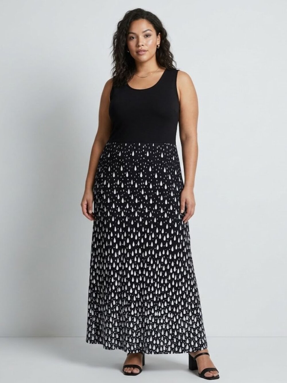 Dolcezza Sleeveless Stretchy Maxi Dress Black & White